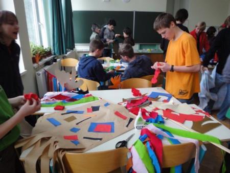 Maškare Kettejeve šole so na pustni torek oživele mestne ulice 06